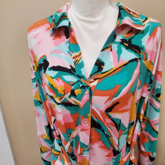 Bar 111 printed  stretch sleeve  ties around the waist dress - Picture 3 of 11